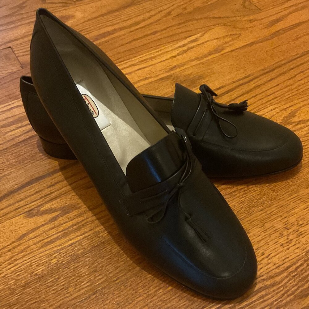 NWOT Talbots Women's Black Leather Shoes 10.5M